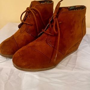 Charlotte Russe Size 6.5 Festival Boots